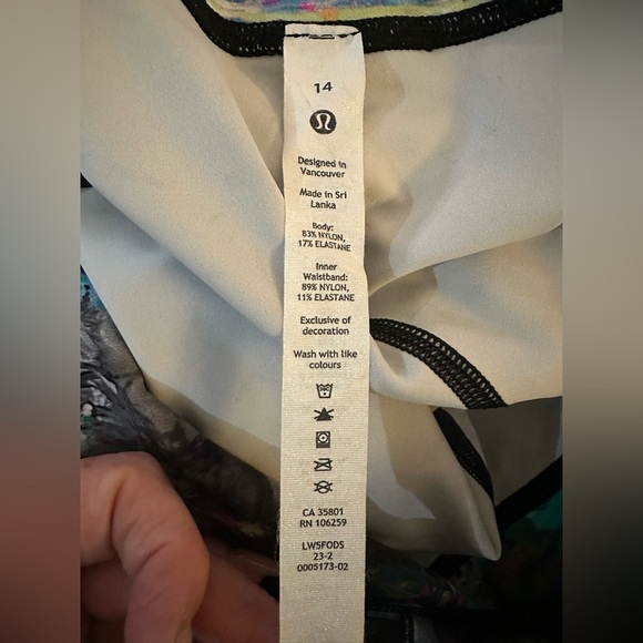 NEW!Lululemon Fast and Free High-Rise Leggings 25”Pockets Paint Drift Multi Sz14 - Picture 8 of 9